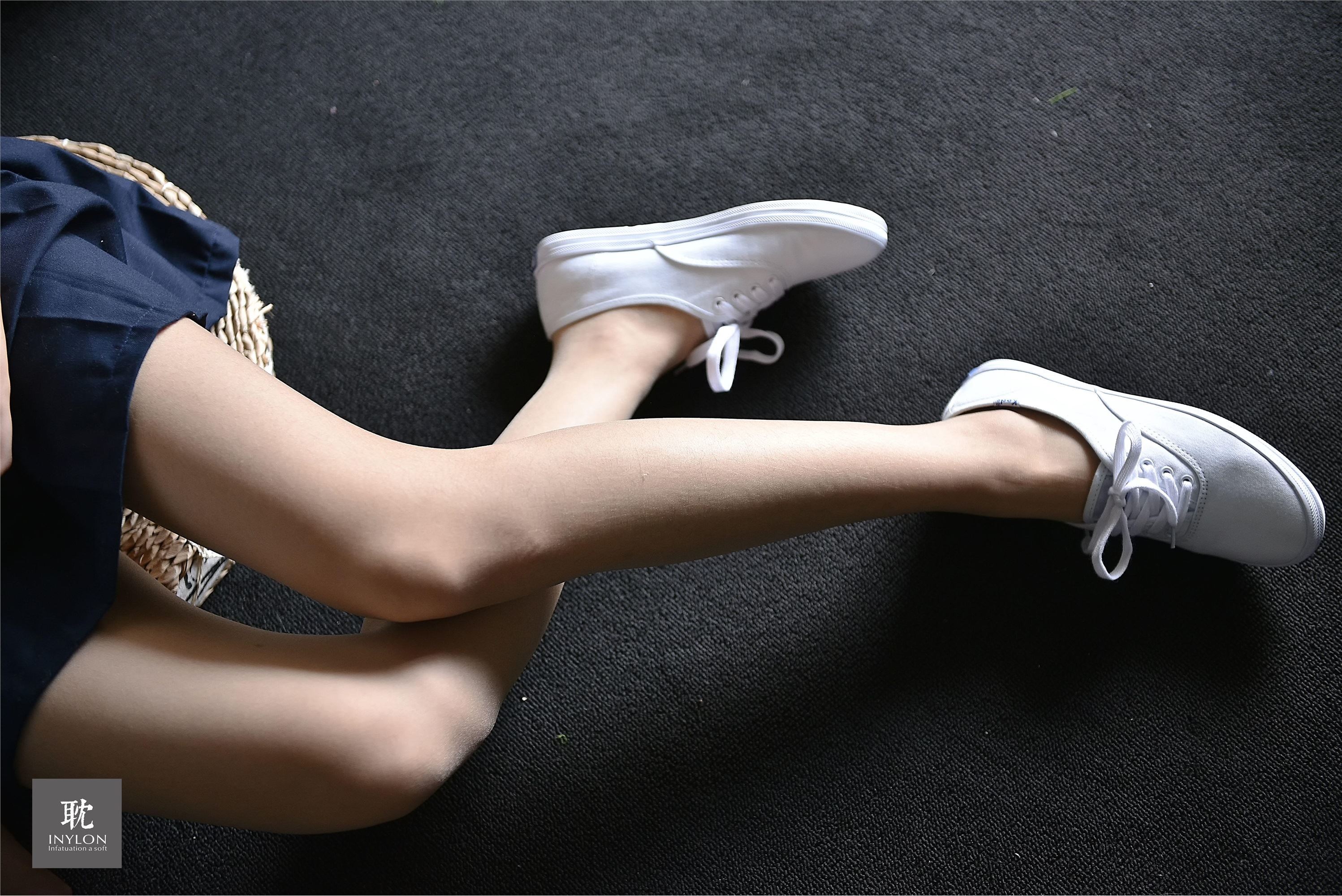 IESS异思趣向《普惠集240》- 模特：幸子《另类原光高反差运动丝》